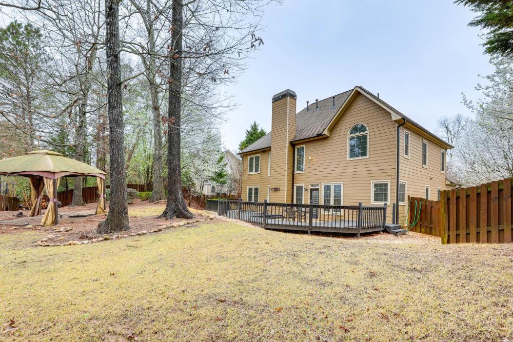 Modern Stone Mountain Home with Spacious Deck, Grill